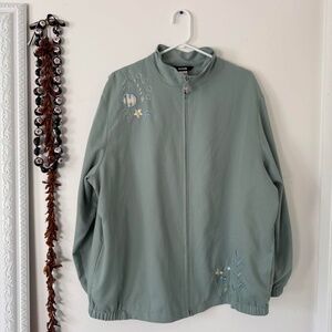 Alia — Green embroidered floral zip-up windbreaker